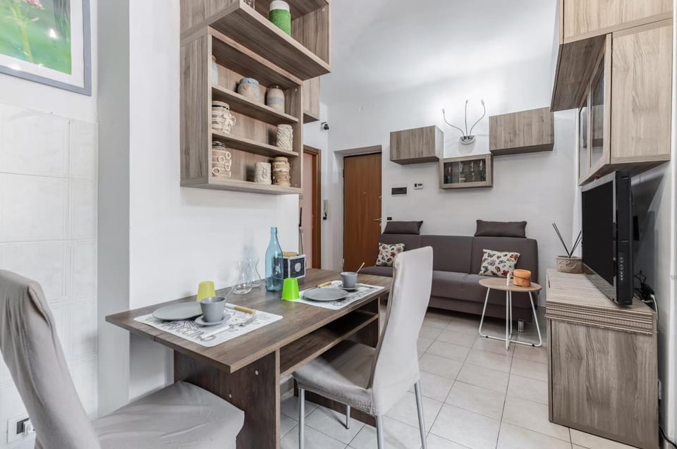 Kitchen or kitchenette, Living room, Dining area