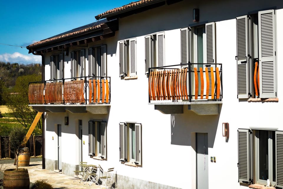 Cà d'Rita Monferrato - idromassaggio e piscina esterni House in Piedmont