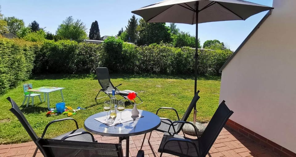 Patio, Garden, Balcony/Terrace, Garden view