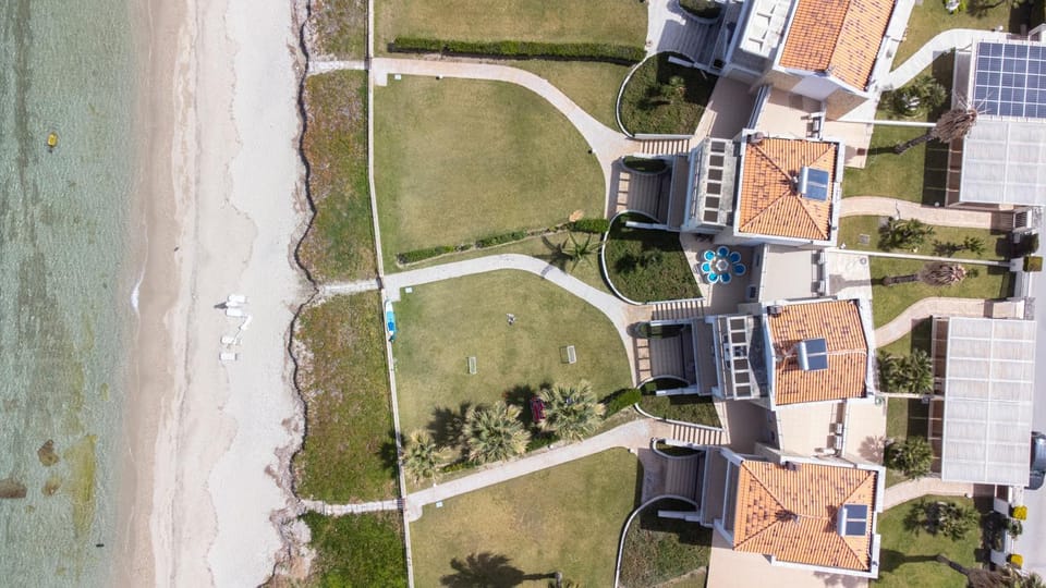 Villa Alpha - Beachfront, Steps from Agistri, Da Noi and Blue Carpet Villa in Halkidiki