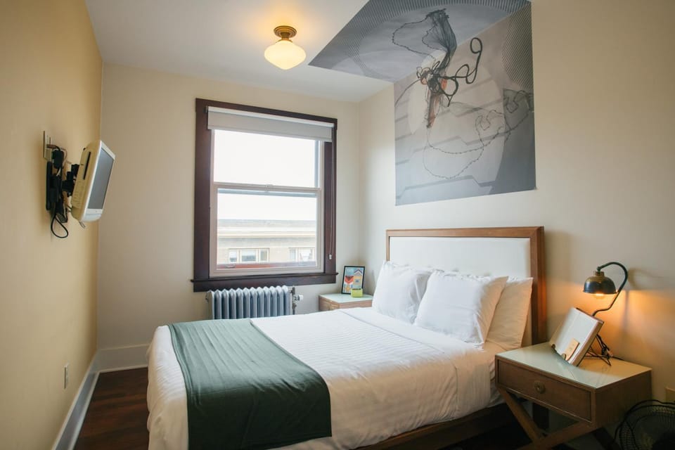 Commodore Hotel Hotel in Astoria