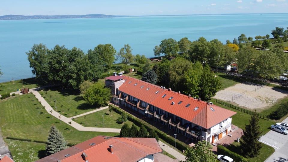 Waterfront Apartmanok Apartment in Hungary