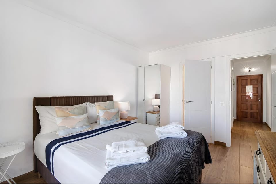 Living room, Bedroom