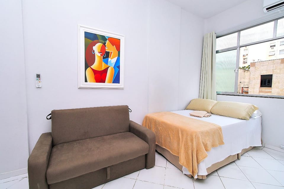 Mini studio uma quadra da praia de Copacabana Apartment in Rio de Janeiro