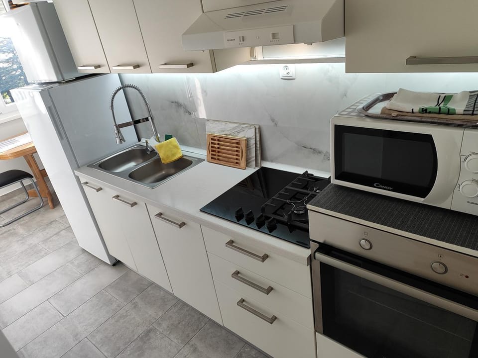 minibar, pet friendly, stove
