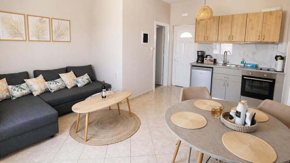 Verano Palmas Apartment_near the sea-free parking Apartment in Crete