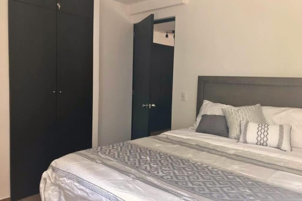 Bed, Photo of the whole room, Bedroom, wardrobe