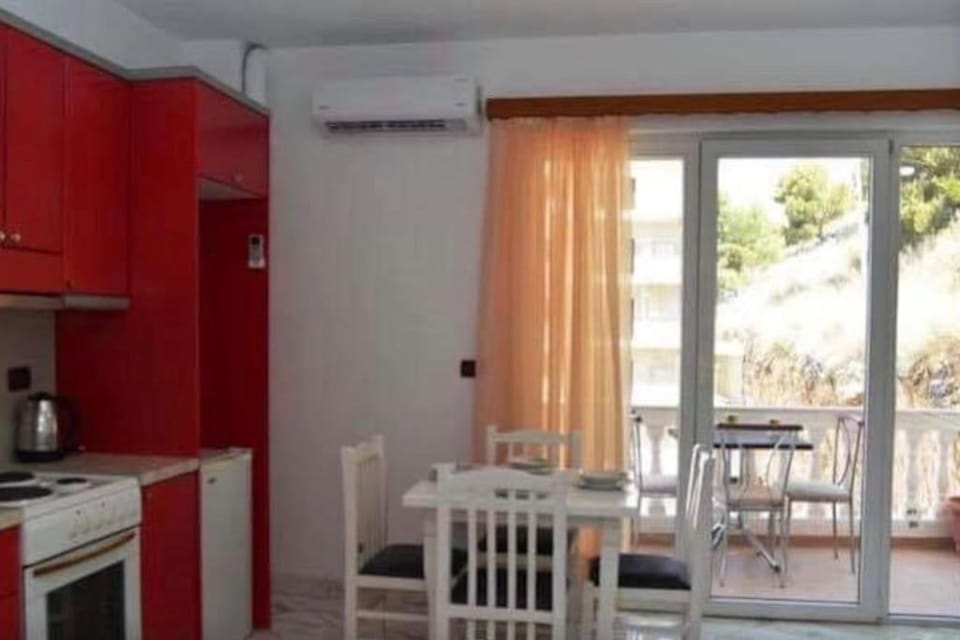 Ample Comfort in Quiet Area Apartment in Sarandë