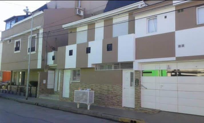 Property building, Day, Neighbourhood, Street view