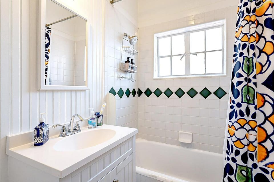 Bathroom, Bath