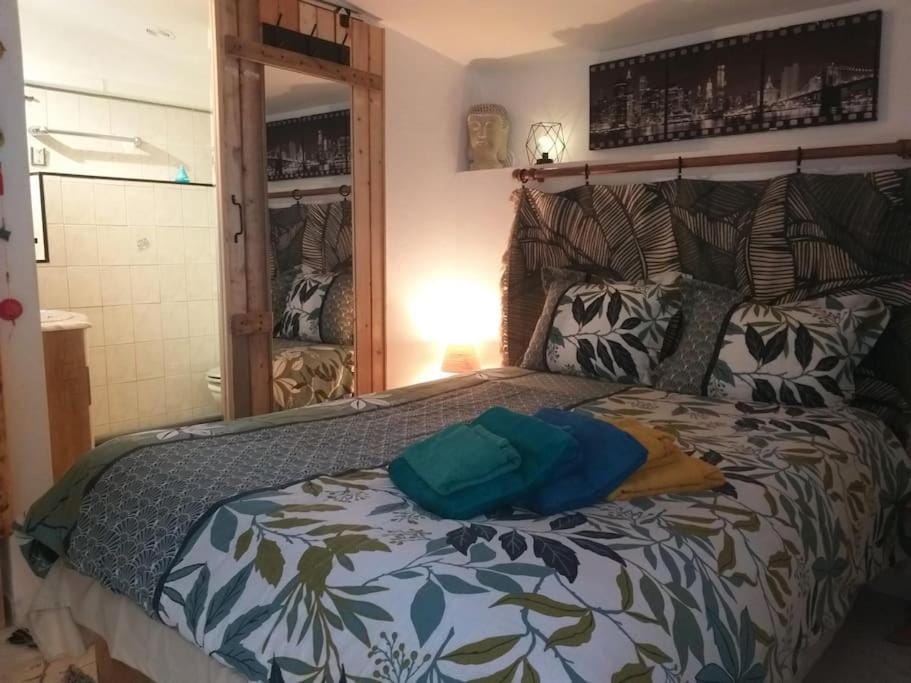 Au lit, on dort House in French Riviera