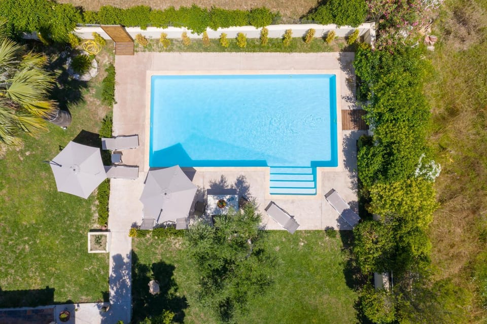 Day, Bird's eye view, Garden, Pool view, Swimming pool, sunbed