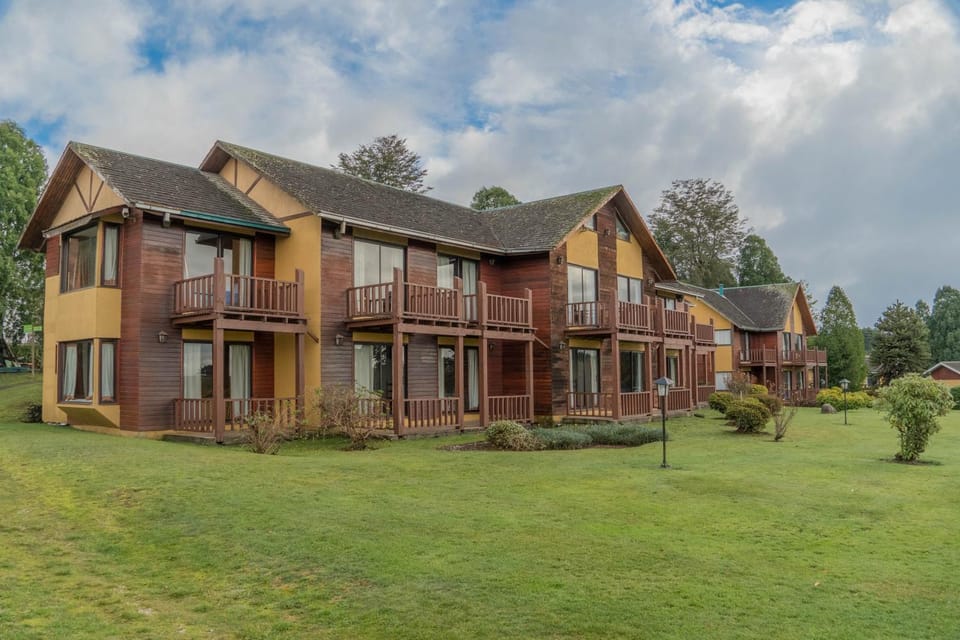 Property building, Natural landscape, Garden view