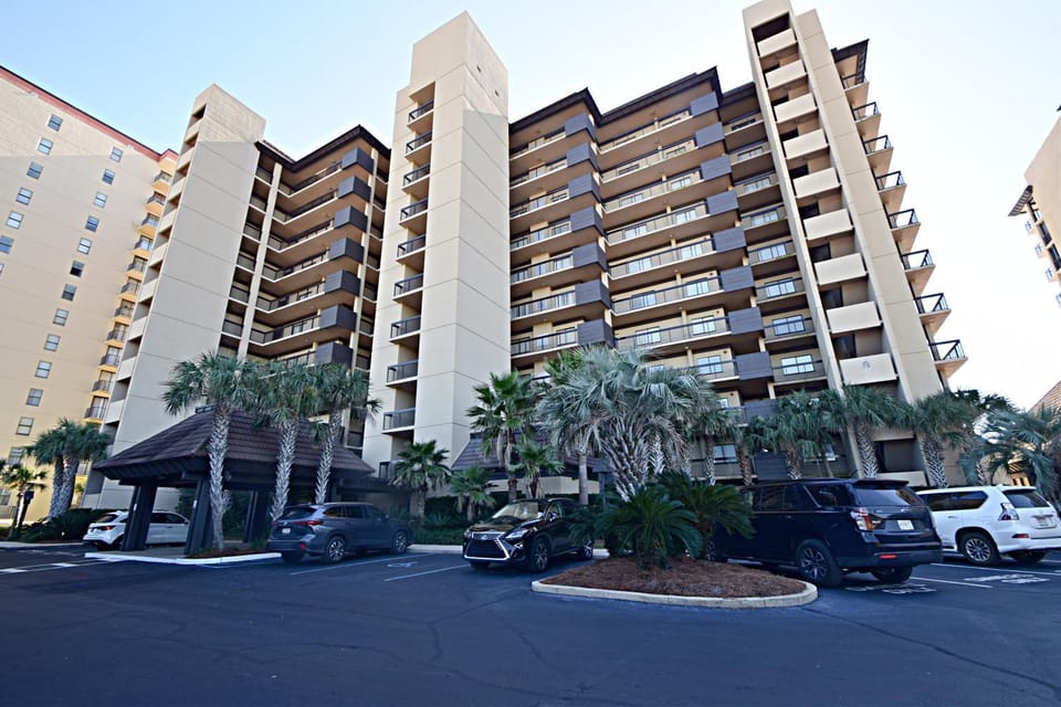 Property building, Day