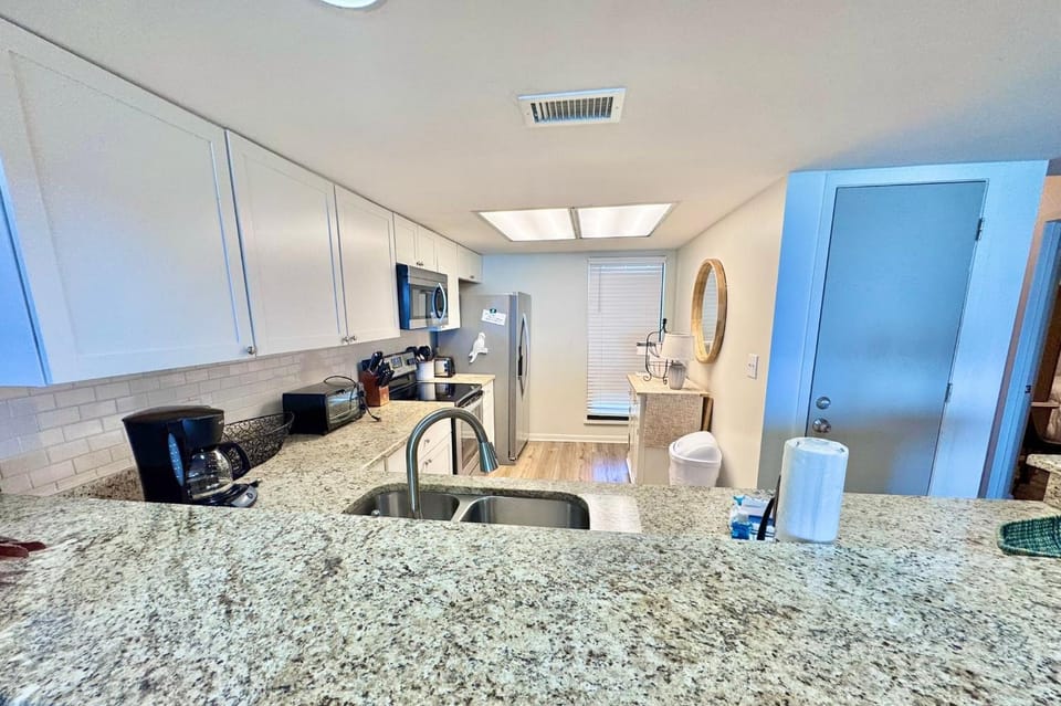 Kitchen or kitchenette, kitchen