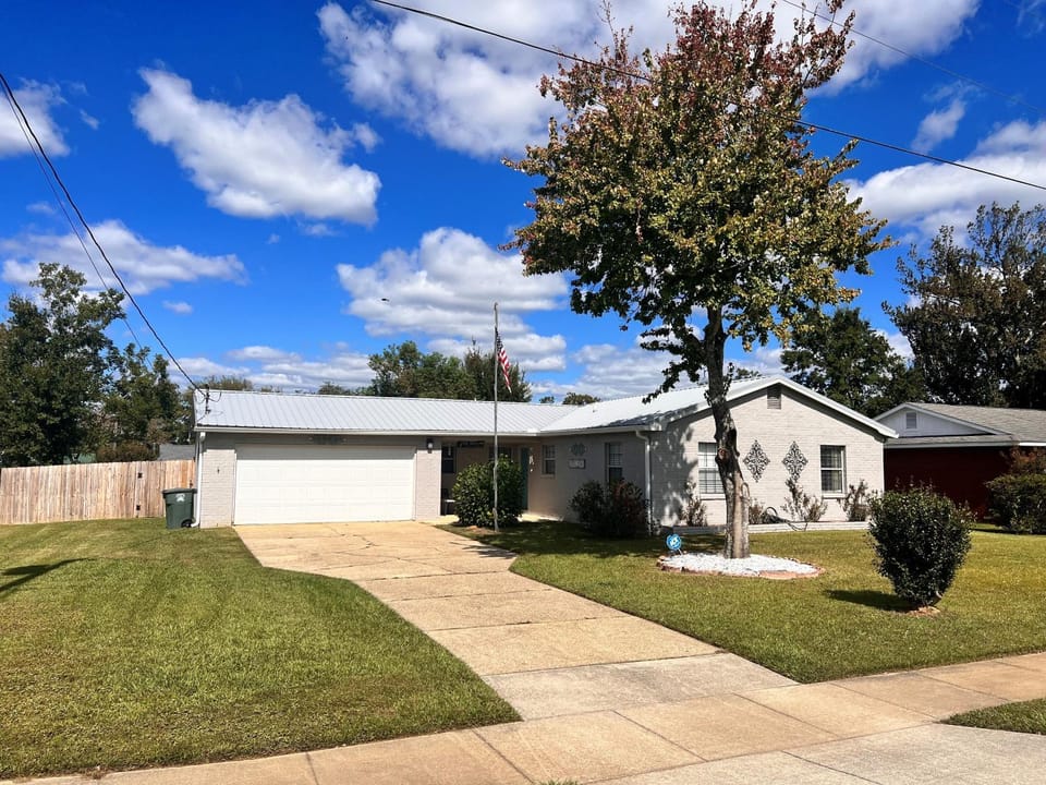 Property building, Day