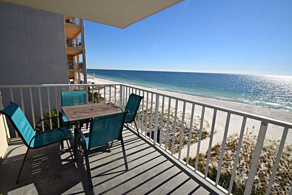 Day, View (from property/room), Balcony/Terrace, Seating area, Sea view