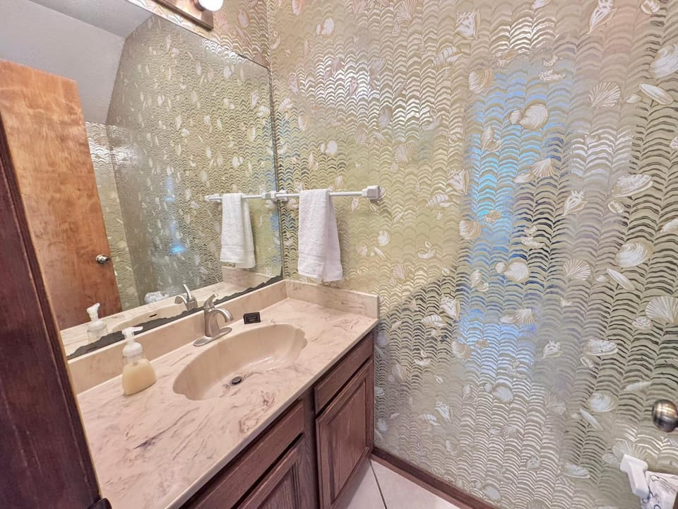 Bathroom, Bath