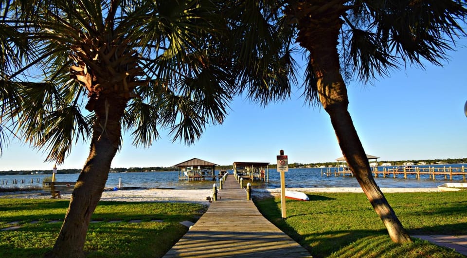 Nearby landmark, Activities