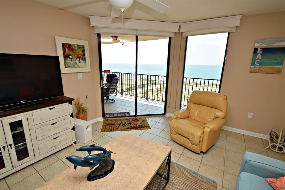 TV and multimedia, Living room, Photo of the whole room, Seating area