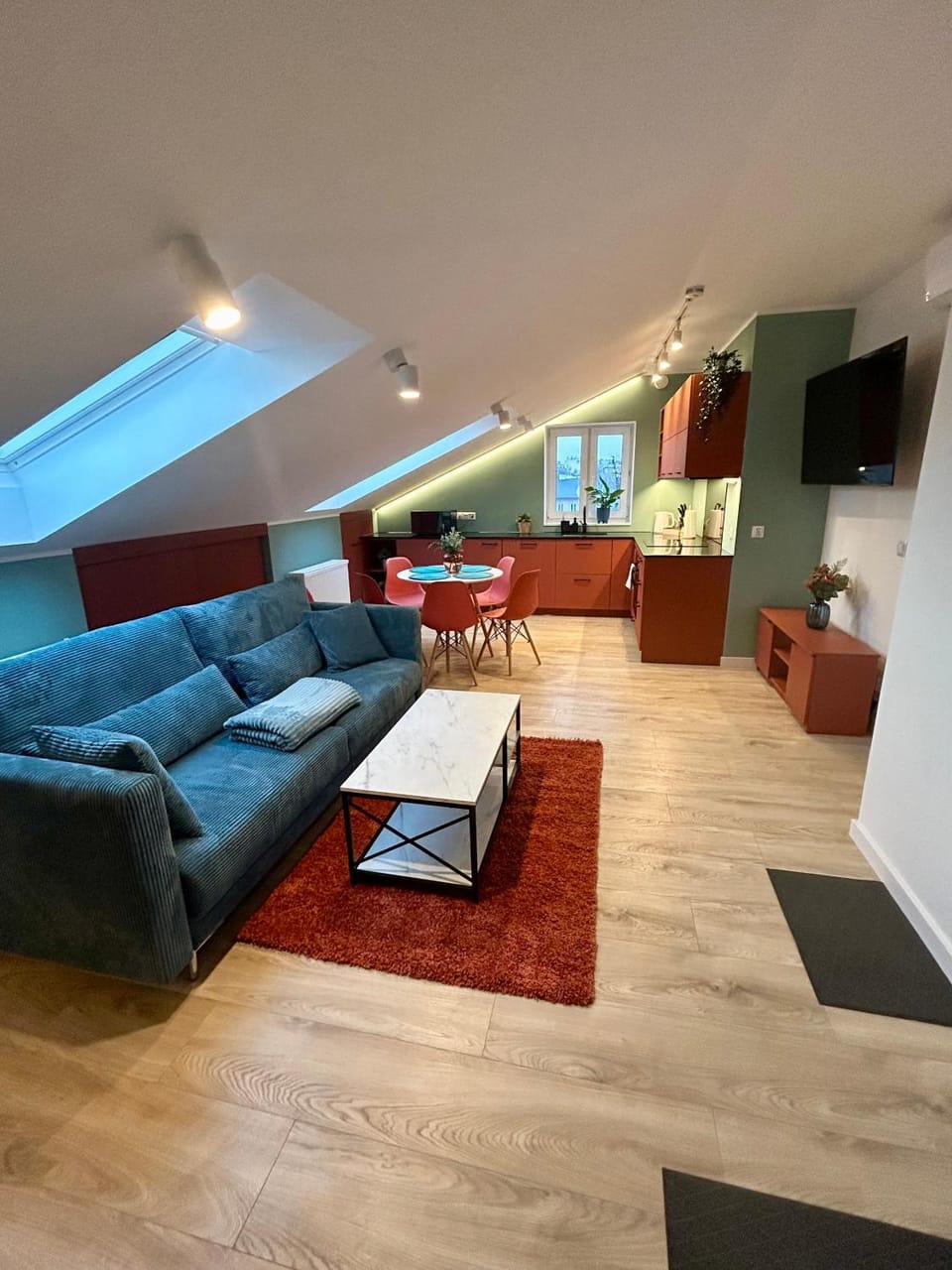 TV and multimedia, Living room, Seating area