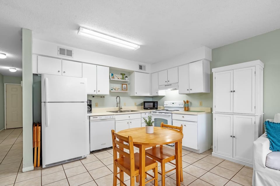 Seaside Beach & Racquet Club Unit 2104 House in Orange Beach