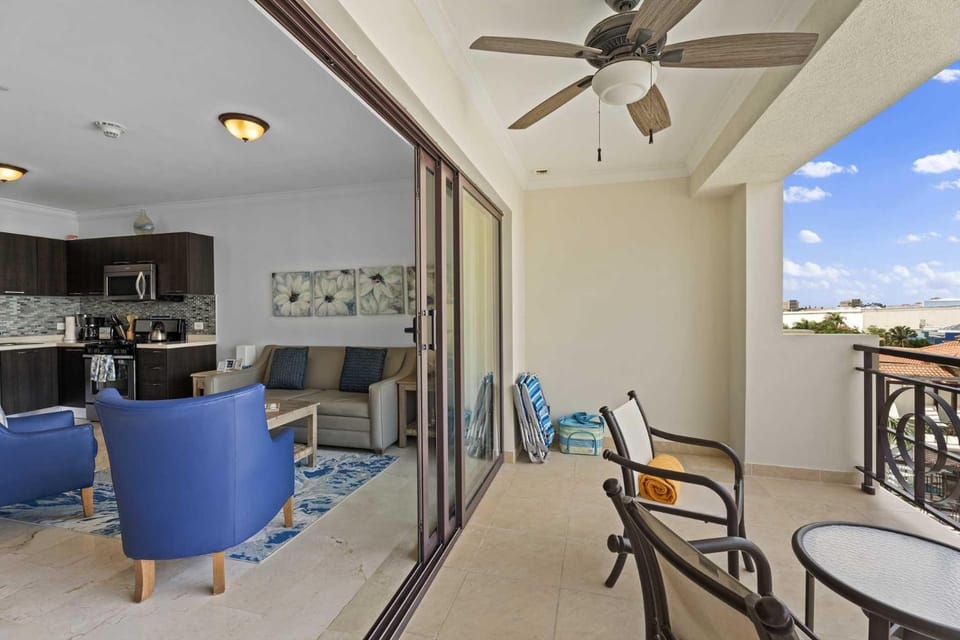 PC412 - Pool View - 1BR Perfect for a couple or Family - Close to Palm Beach - 1BR House in Noord
