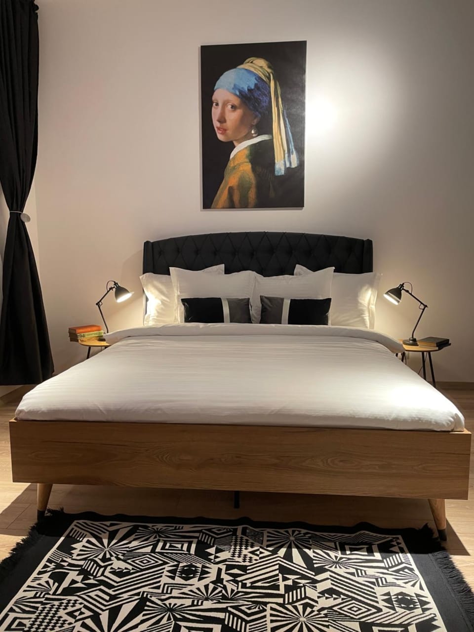Bed, Photo of the whole room, Bedroom
