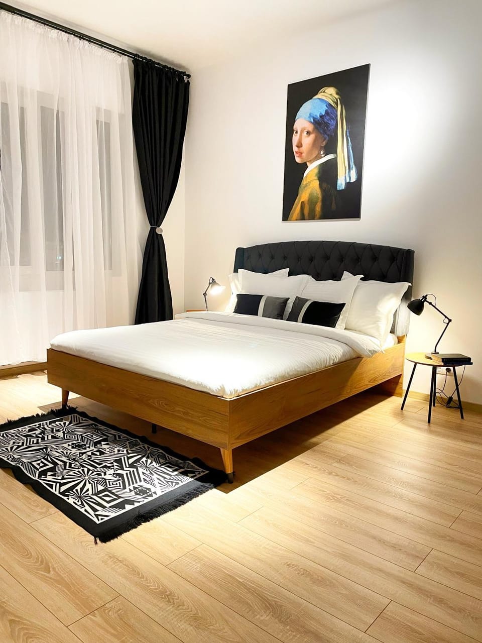 Bed, Photo of the whole room, Bedroom