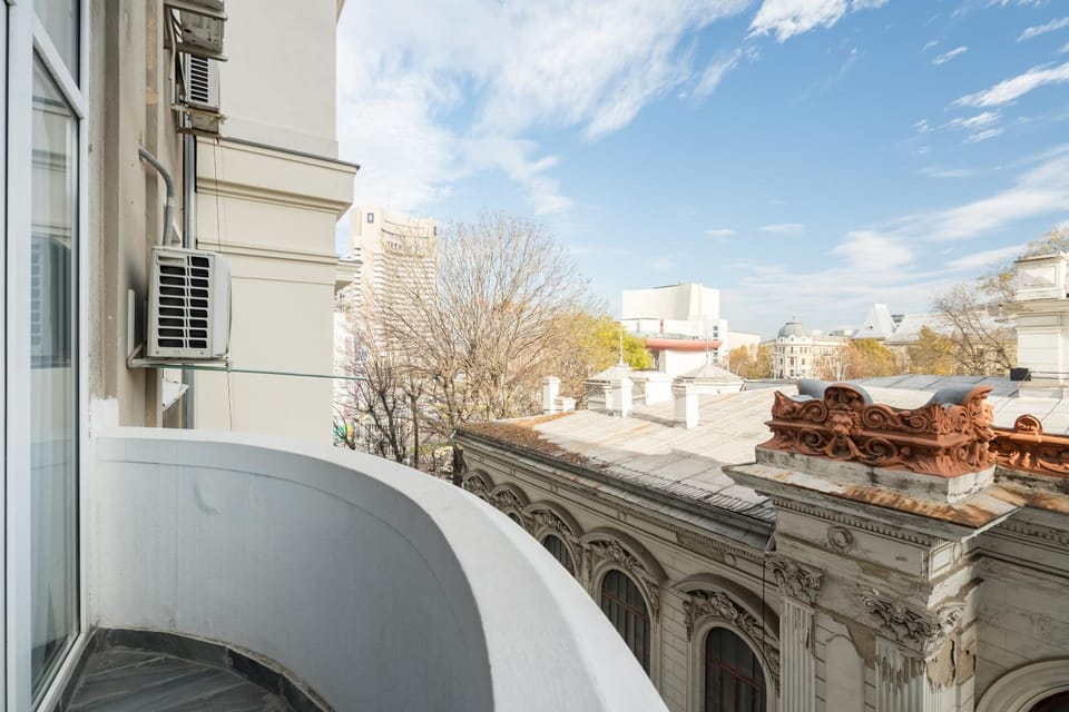 Old Town Superior Apartment by MRG Apartment in Bucharest