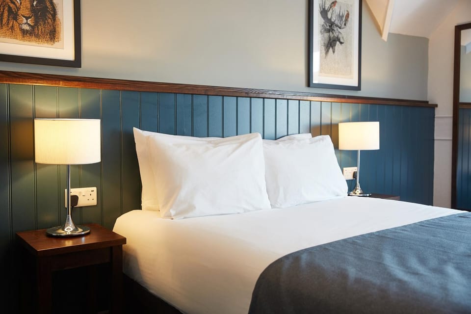 The Spyglass & Kettle by Greene King Inns Hotel in Bournemouth