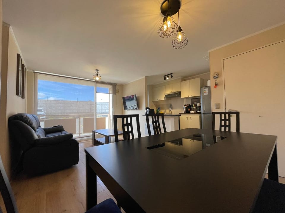 Kitchen or kitchenette, Living room, Dining area