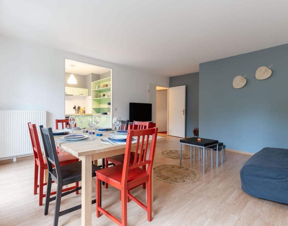 Communal lounge/ TV room