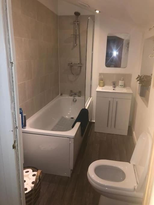 Bathroom, Bath