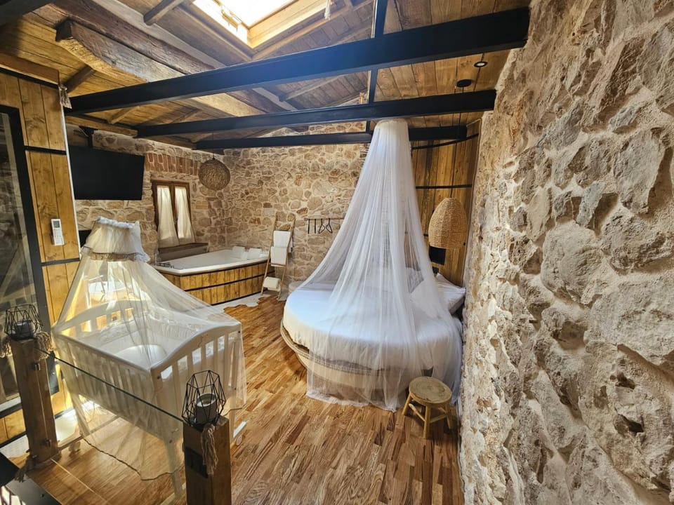 La Nuit d'Amélie Apartment in Lazio