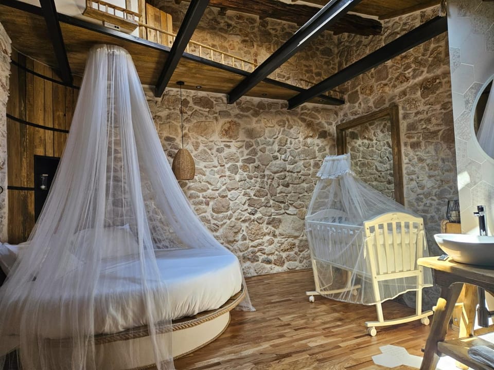 La Nuit d'Amélie Apartment in Lazio
