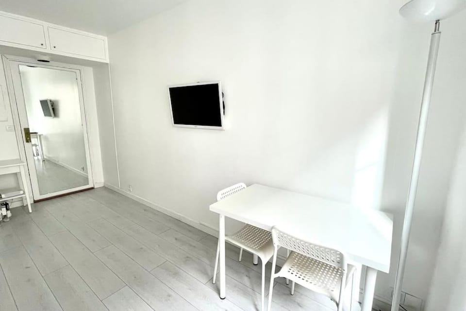 TV and multimedia, Dining area, hair dresser