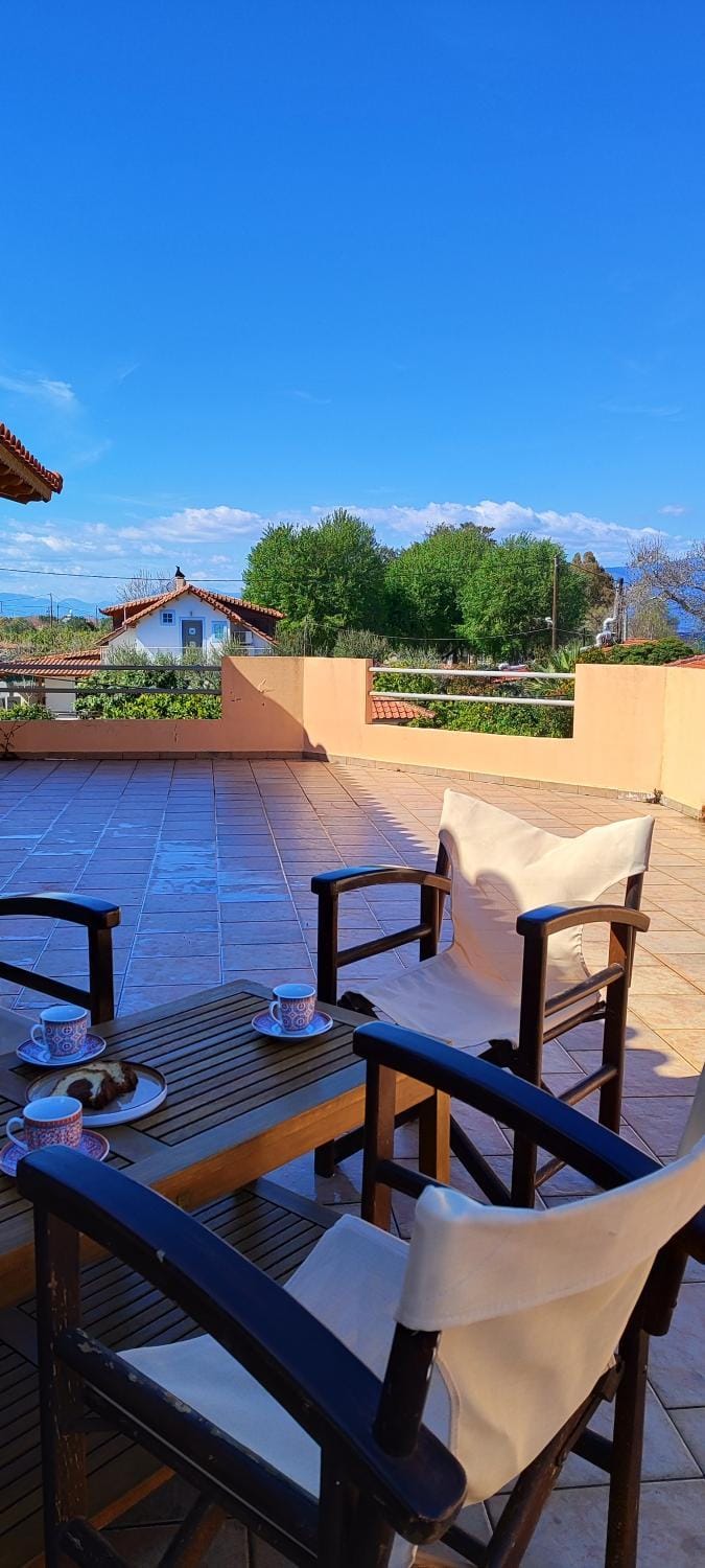 Day, Natural landscape, View (from property/room), Balcony/Terrace, Dining area