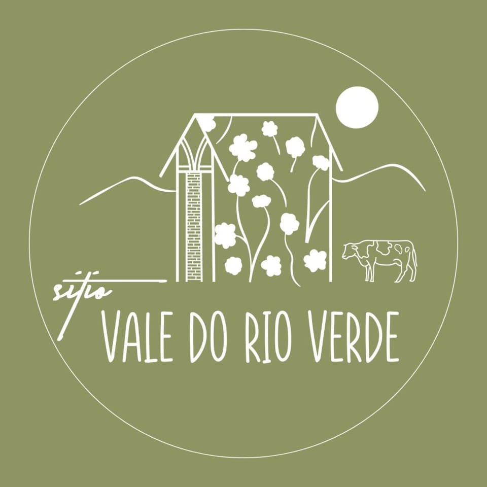 SÍTIO VALE DO RIO VERDE House in State of São Paulo