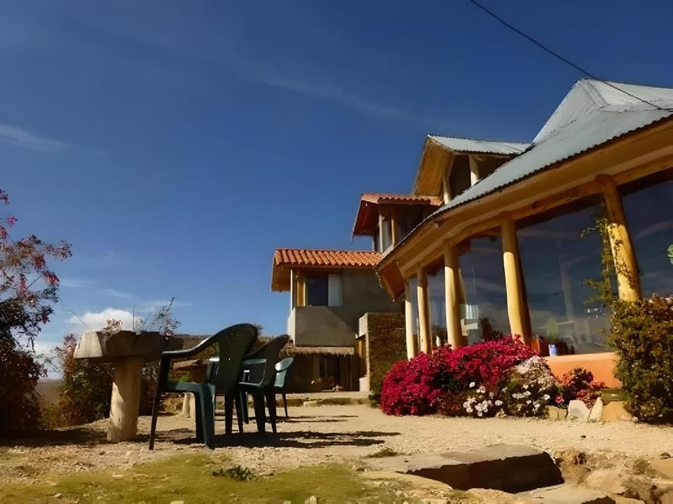 Property building, Patio, Day
