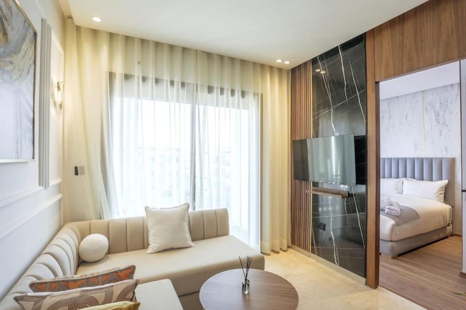 Bed, TV and multimedia, Living room, Bedroom