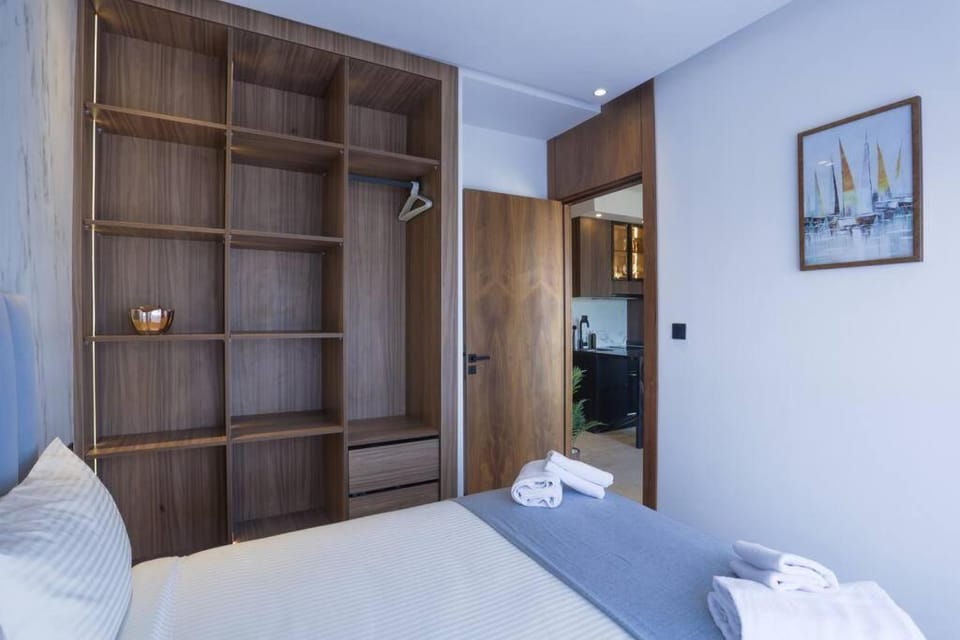 Bed, Photo of the whole room, Bedroom, wardrobe