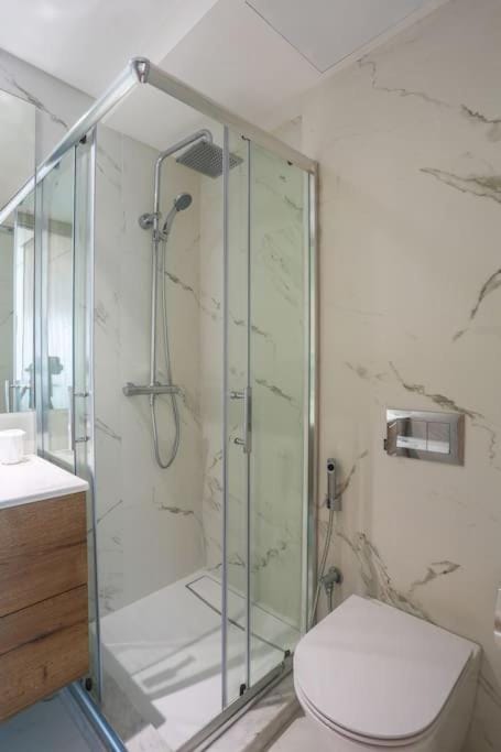 Shower, Bathroom