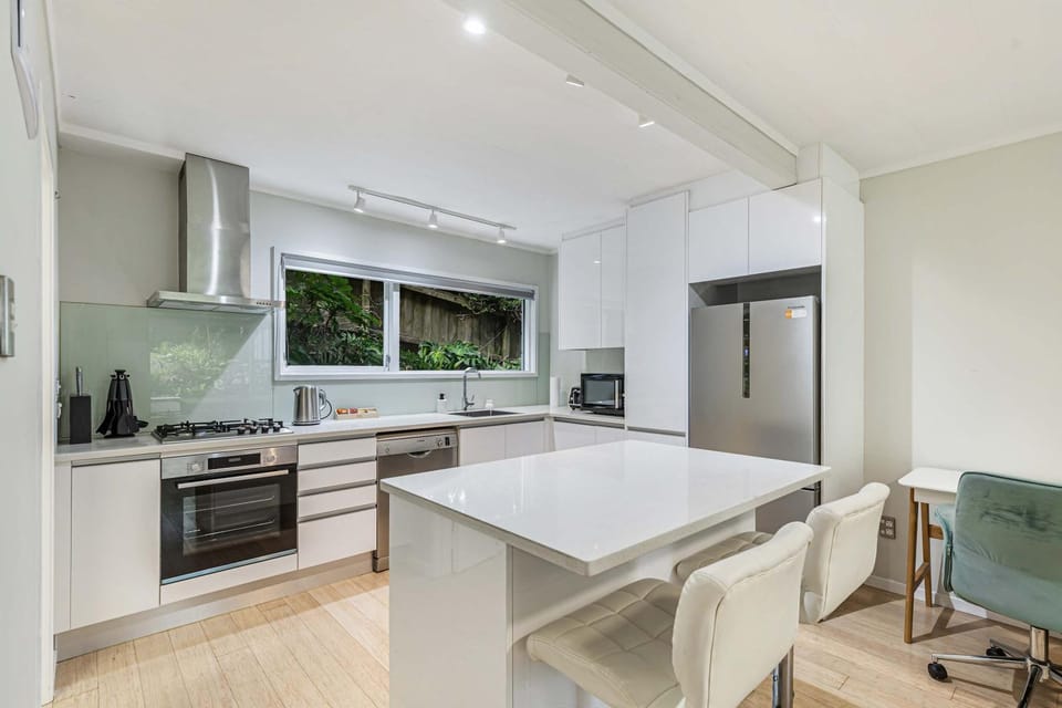Herne Bay 1BR Retreat by Zodiak Stays Apartment in Auckland