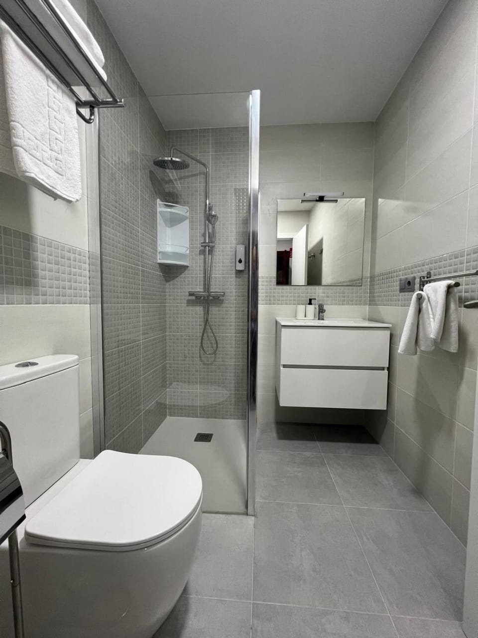 Shower, Toilet, Bathroom