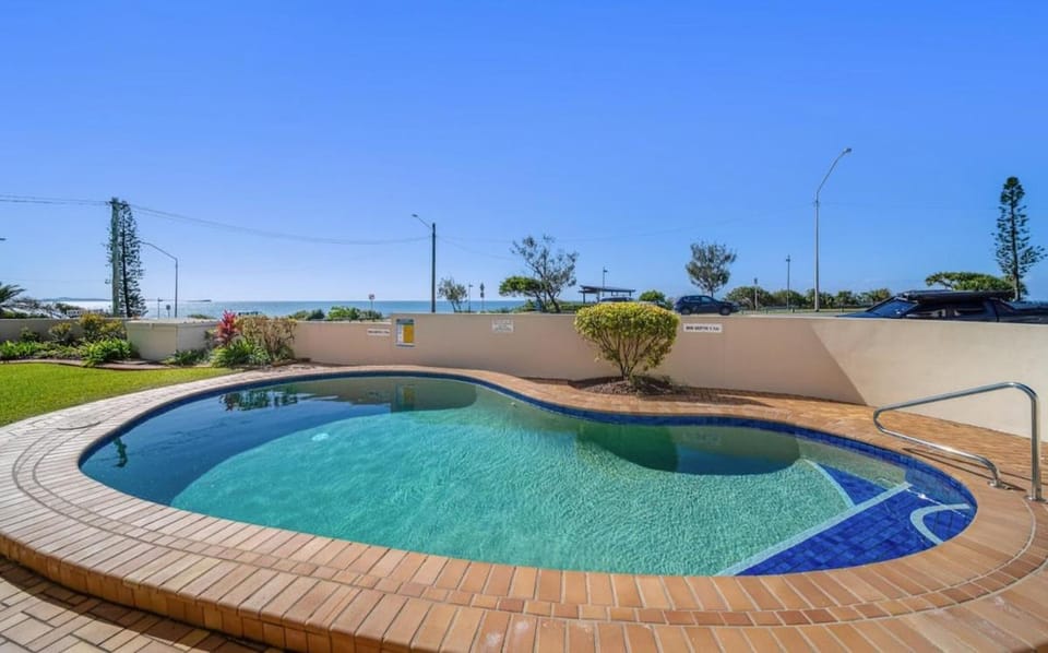 Bannow Apt 7 –Panoramic Ocean Views Apartment in Sunshine Coast