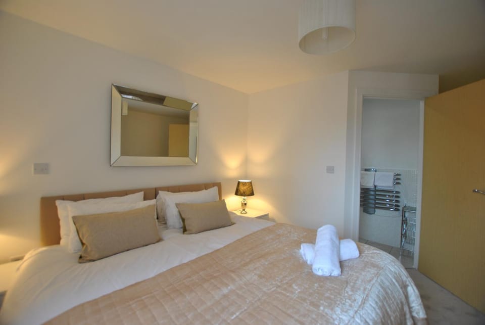 Two Bed Two Bath Apartments at Pavilions by Accommodation Windsor Ltd Apartment in Windsor