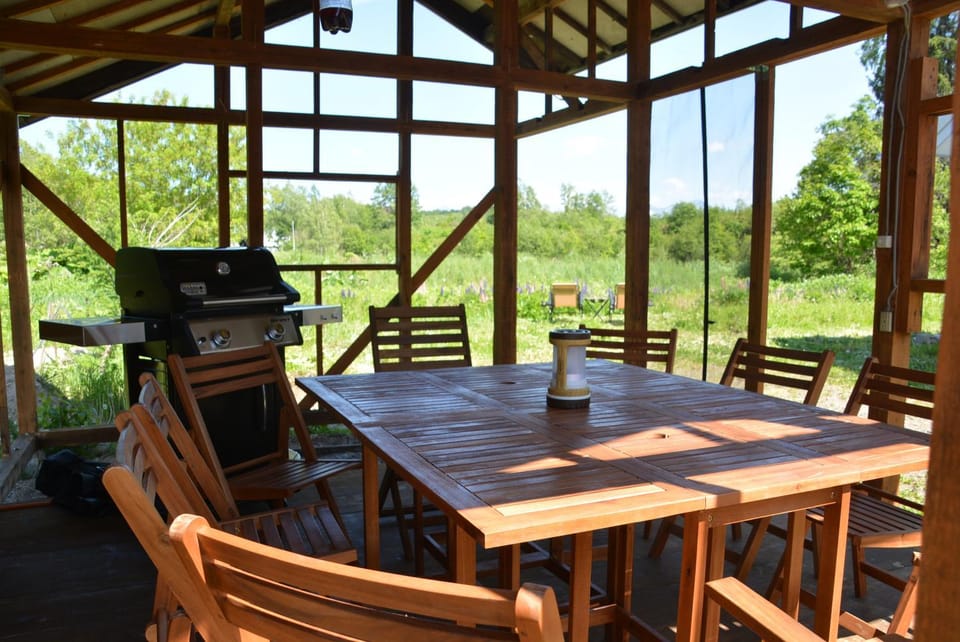 Day, BBQ facilities