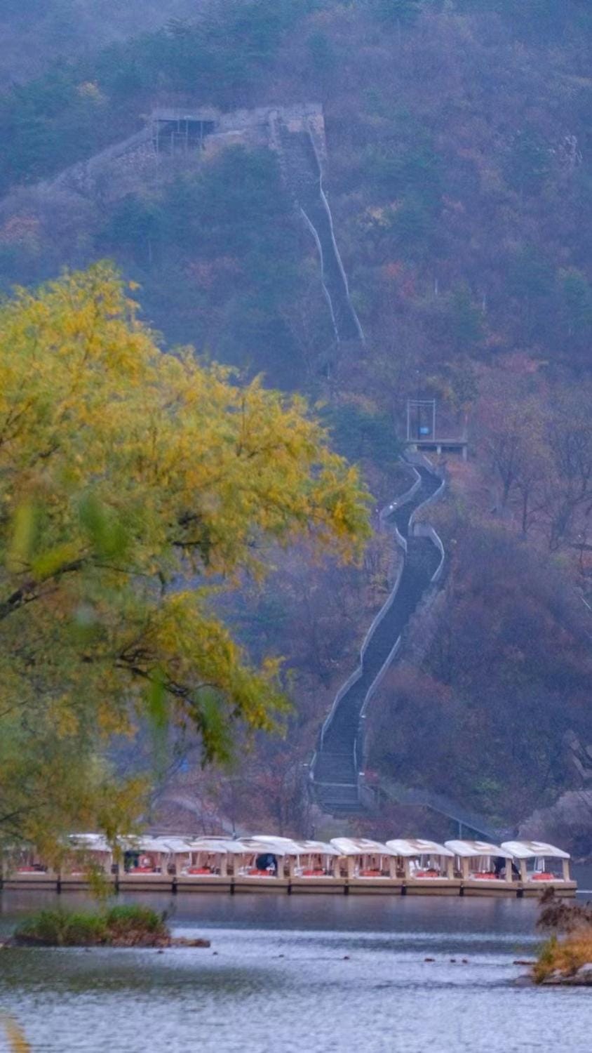 Natural landscape, Lake view, Mountain view