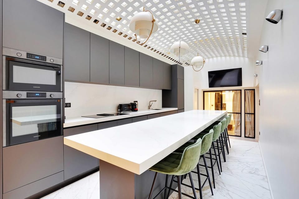 Bright & cosy apartment Palais Royal Apartment in Paris